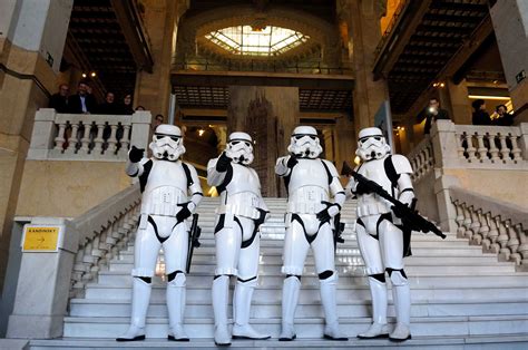 Madrid expone 8 cascos de Star Wars   Ayuntamiento de Madrid