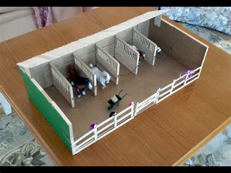 Making Ella s Schleich Barn / Stable and fences.   YouTube