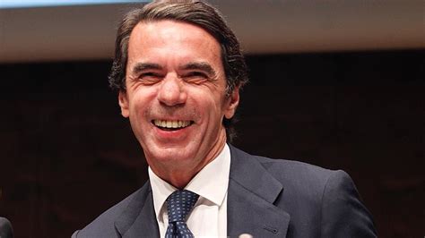 Malestar en el PP por las críticas de Aznar a Santamaría
