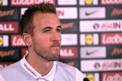 Manchester United transfer news: Harry Kane  perfect  to ...