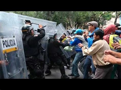 Manifestantes contra Granaderos marcha Ayotzinapa   YouTube