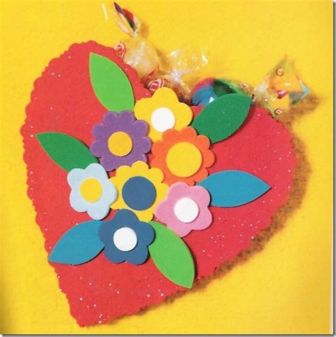 Manualidades día de la madre Corazón con flores | Colorear ...