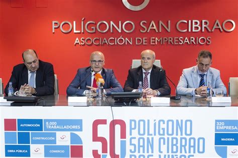 Manuel Baltar:  O polígono de San Cibrao leva 50 anos ...