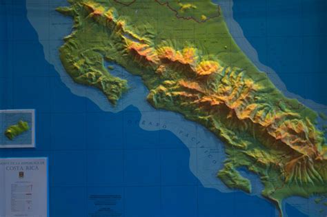 Mapa en relieve de Costa Rica | Libreria Francesa