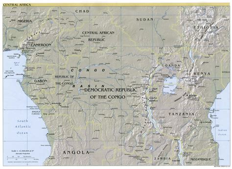 Mapa físico de África Central 2001   Tamaño completo