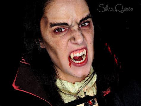 Maquillaje vampiro para niños y adultos   Silvia Quirós