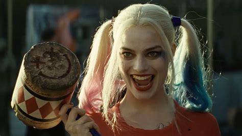 Margot Robbie To Reprise Harley Quinn In Female DC Spin ...