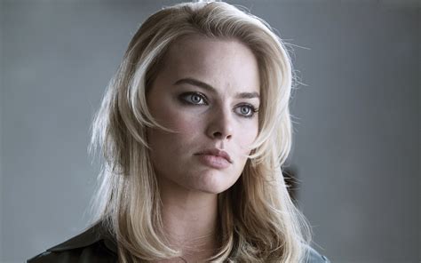 Margot Robbie   Would you smash?   10/10??? | Check Hook ...