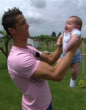 mari tere: Cristiano Ronaldo y su hijo
