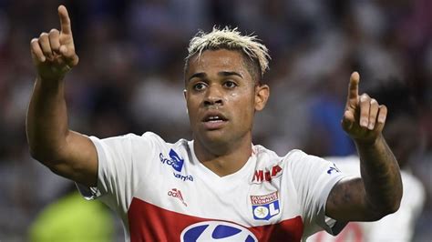 Mariano Diaz returns to Real Madrid from Lyon in five year ...