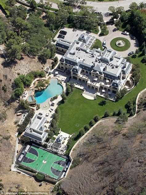 Mark Wahlberg Mansion House | Celebrity Mansions