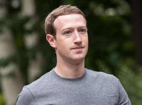 Mark Zuckerberg age, net worth, wife and when did he start ...