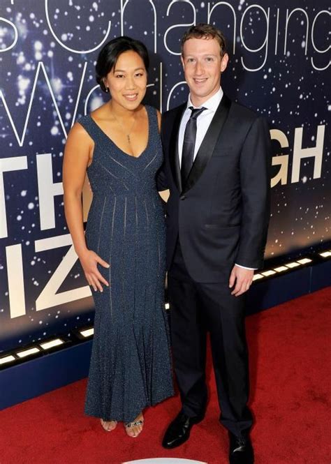 Mark Zuckerberg and Priscilla Chan Announce Pregnancy