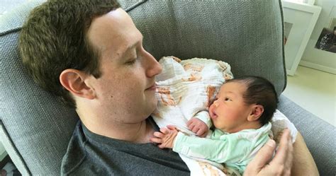Mark Zuckerberg Cuddles Daughter August in New Snap ...