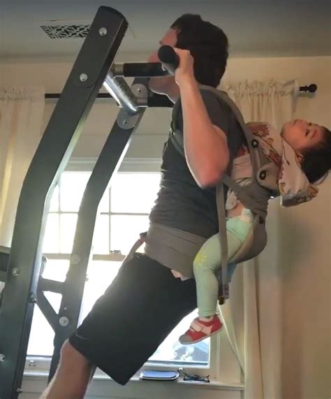 Mark Zuckerberg Does Pull Ups with Daughter Max | PEOPLE.com