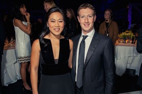Mark Zuckerberg e sua moglie Priscilla Chan donano 25 ...
