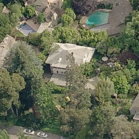 Mark Zuckerberg s house in Palo Alto, CA  Google Maps   #4