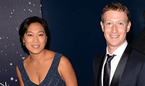 Mark Zuckerberg shares sweet photo of baby daughter