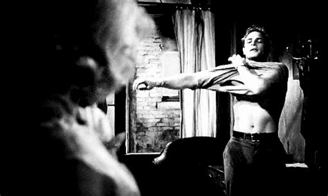 Marlon Brando, biografia, stile di recitazione, filmografia