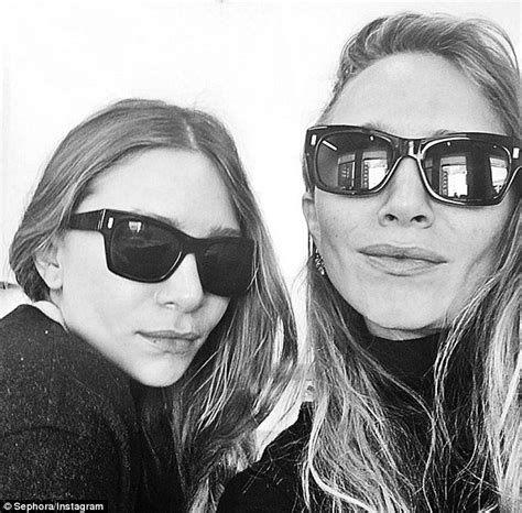 Mary Kate and Ashley Olsen share first ever selfie ...
