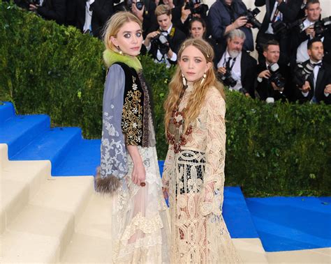 Mary Kate and Ashley Olsen Were Once Again Super Chic ...