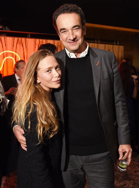 Mary Kate Olsen and Husband Olivier Sarkozy Rare Kiss PDA ...