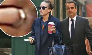 Mary Kate Olsen and Olivier Sarkozy flash rings for first ...