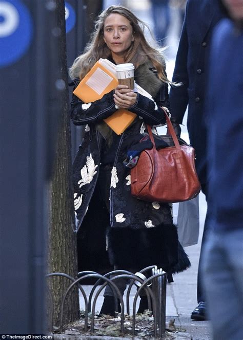 Mary Kate Olsen steps out in New York alongside husband ...