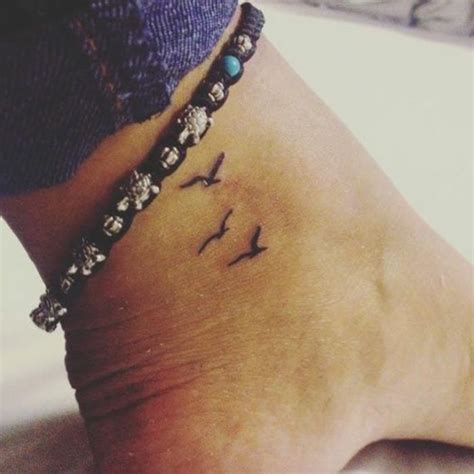 Más de 20 ideas increíbles sobre Tatuaje de tres pájaros ...