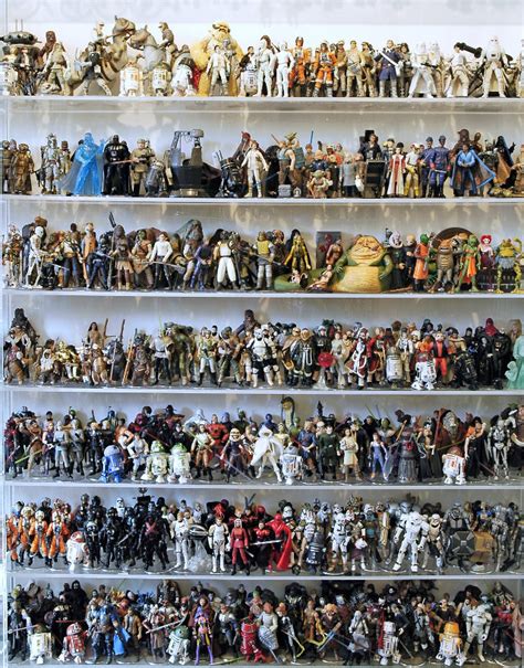 Massive 1,950 Star Wars Action Figure Collection For Sale ...