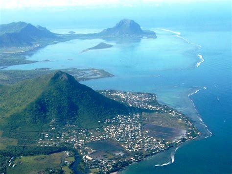 Mauritius economy seen expanding 3.8 pct in 2016: IMF ...