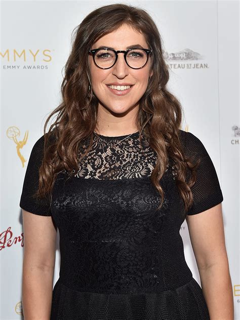 Mayim Bialik Will Visit Dad s Grave Before The Emmys ...