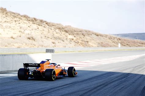 McLaren F1: 2018 Car   MCL33   Racing News