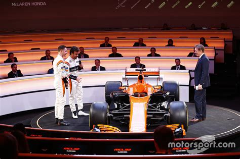 McLaren presenta el MCL32 Honda de F1 para 2017   F1 Noticias