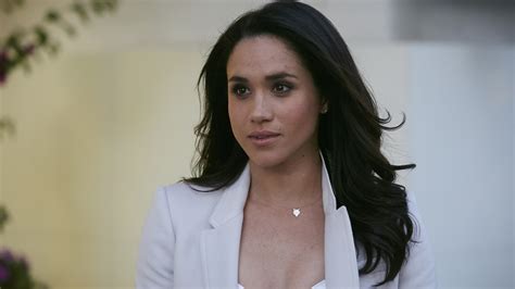 Meghan Markle Wallpapers Images Photos Pictures Backgrounds
