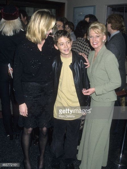 Melanie Griffith, son Alexander Bauer and mother Tippi ...