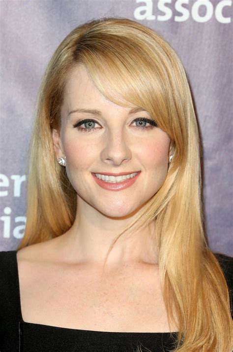 Melissa Rauch Pictures and Photos | Fandango