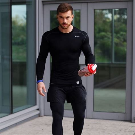 Men s workout outfits   20 Athletic Gym wear Ideas for Men