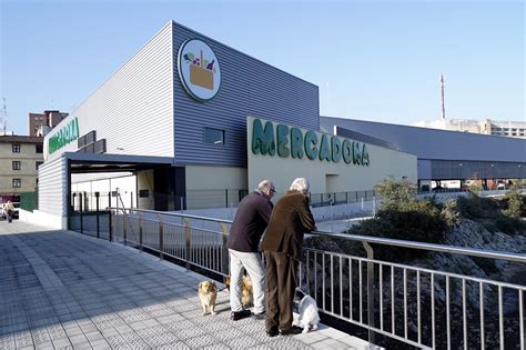 Mercadona abre su primer supermercado en Basauri  Bizkaia ...