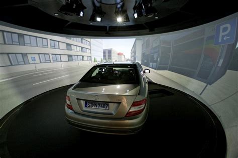 Mercedes Benz simulador de manejo para ensayos en Alemania ...