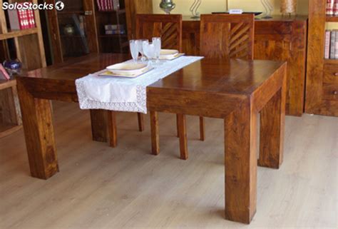Mesa de comedor en madera maciza de palisandro
