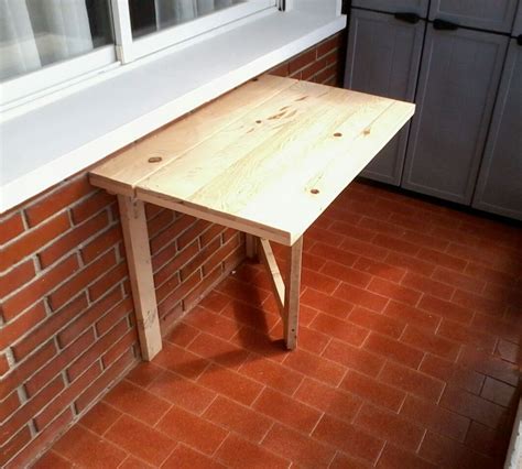Mesa plegable para terraza hecha con madera reciclada de ...