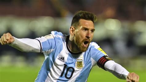 Messi clasifica a Argentina al Mundial de Rusia 2018   YouTube