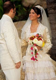 Mexican Wedding Traditions | LoveToKnow