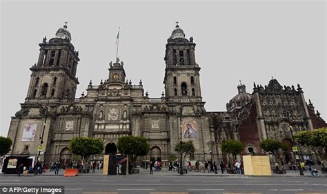 Mexico City formally changes its name to Mexico City ...