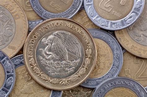 Mexico Currency Spotlight: Mexican peso exchange rate ...