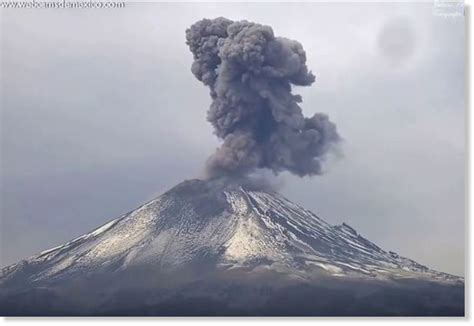 Mexico s Popocatepetl volcano erupts, thousands on ...