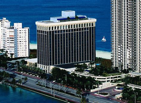 Miami Beach Resort & Spa, FL   Booking.com