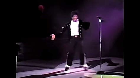 Michael Jackson   Billie Jean  Live at Wembley July, 16 ...