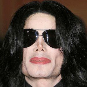Michael Jackson   Bio, Facts, Family | Famous Birthdays